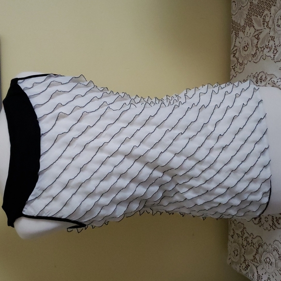 Cute Polyester Knit Ruffled Top - Picture 4 of 5